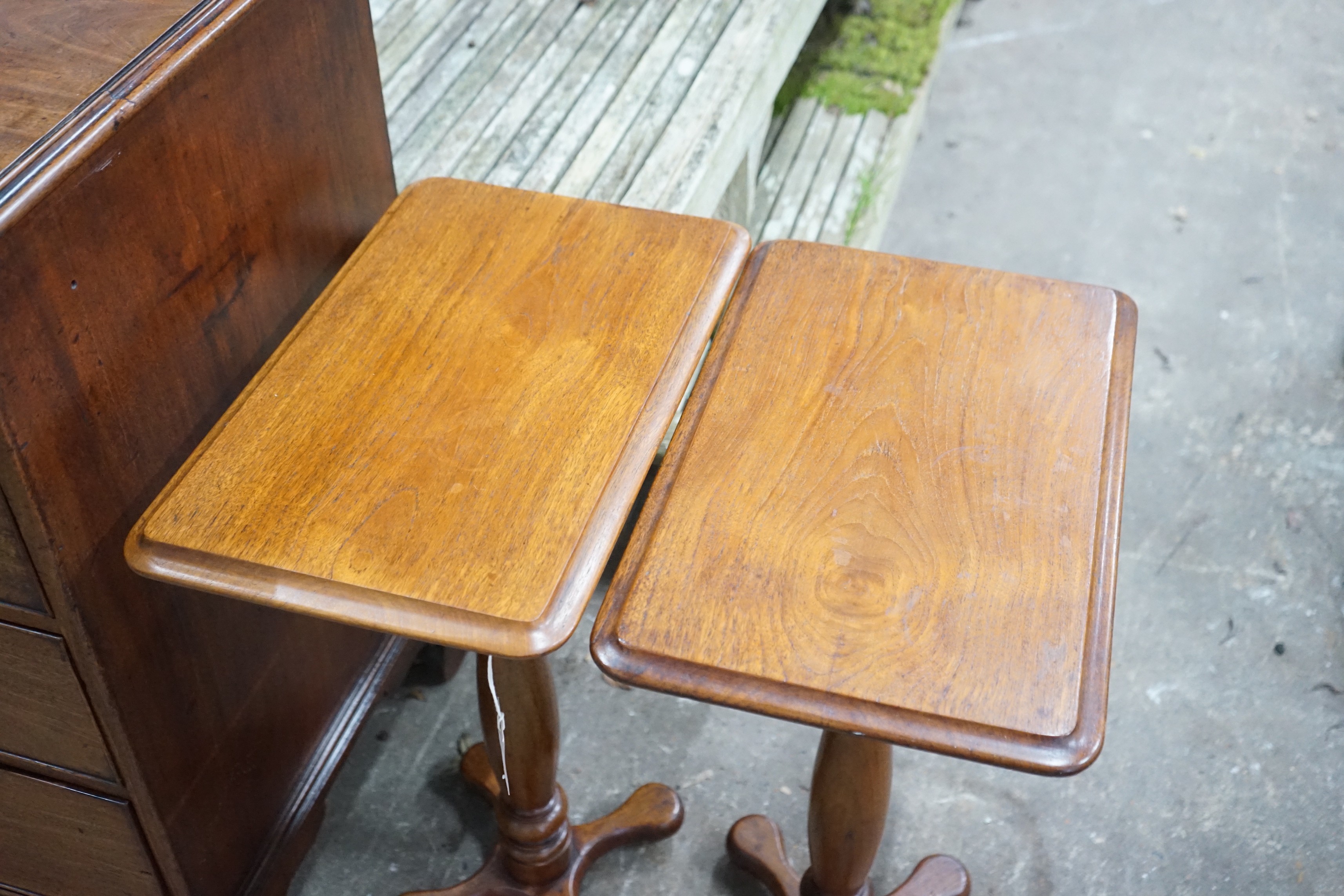 A pair of Victorian rectangular mahogany wine tables, width 50cm, depth 32cm, height 72cm